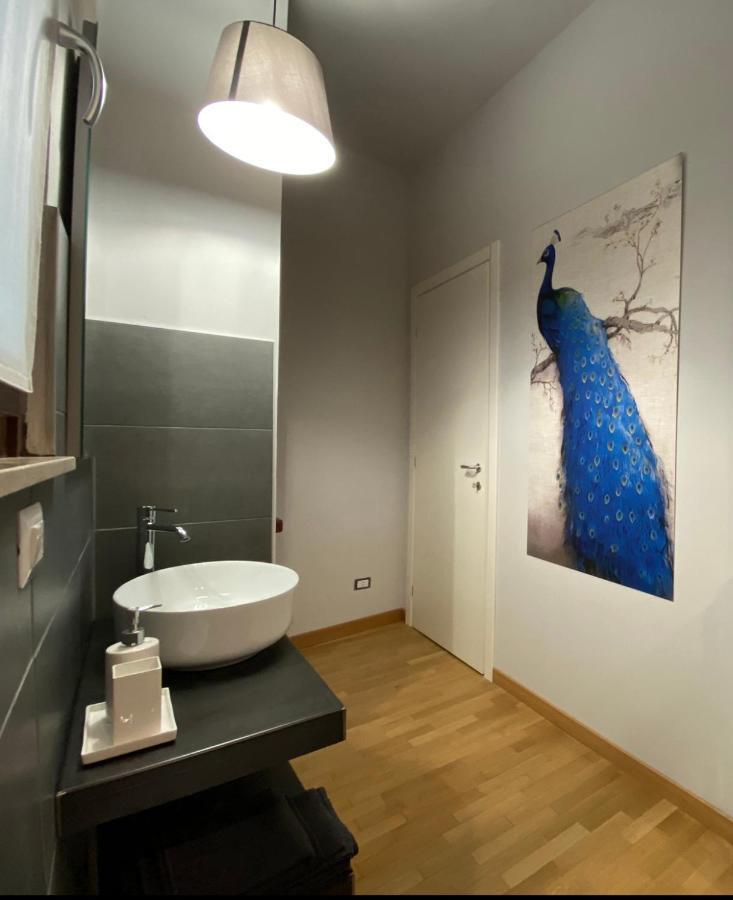 Momi Hotel Borgomanero Luaran gambar